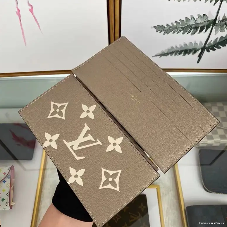 Fashionrep Bag 2206HT0011 LV 0824